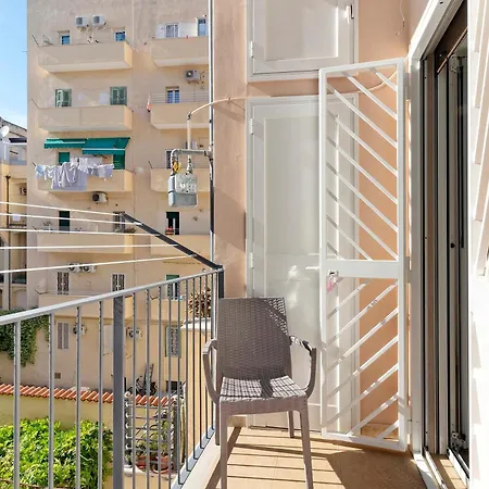Abbrescia 10 Appartement *